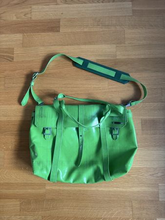 R118 FERN + R707 SHOULDER PAD