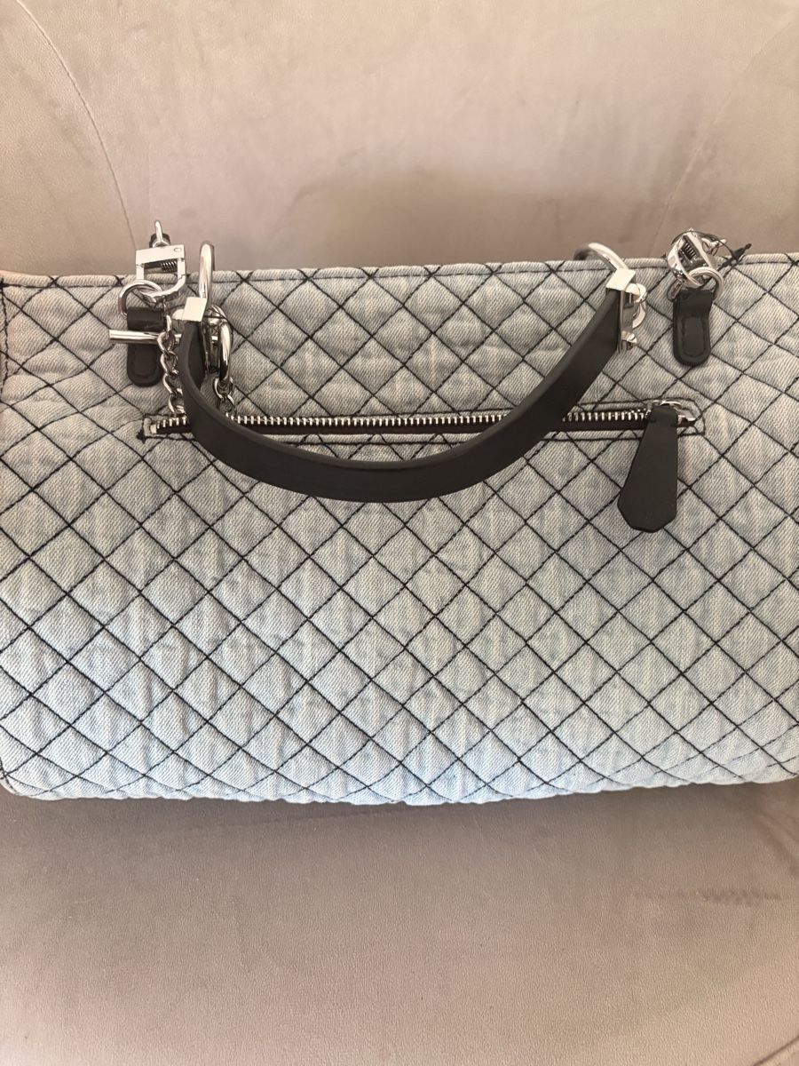 Guess Sacs: Original Tasche Guess gesteppt hellblau – D'occasion à Unterengstringen par nik_865m 2