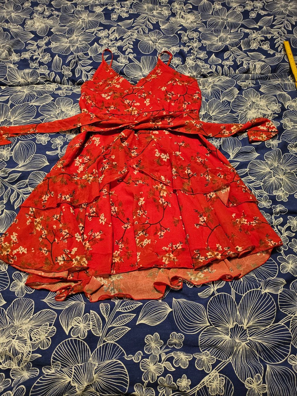 Lotti di vestiti: Sommerkleid gr M – Nuovo (secondo la descrizione) da Dietikon venduto da Eleda