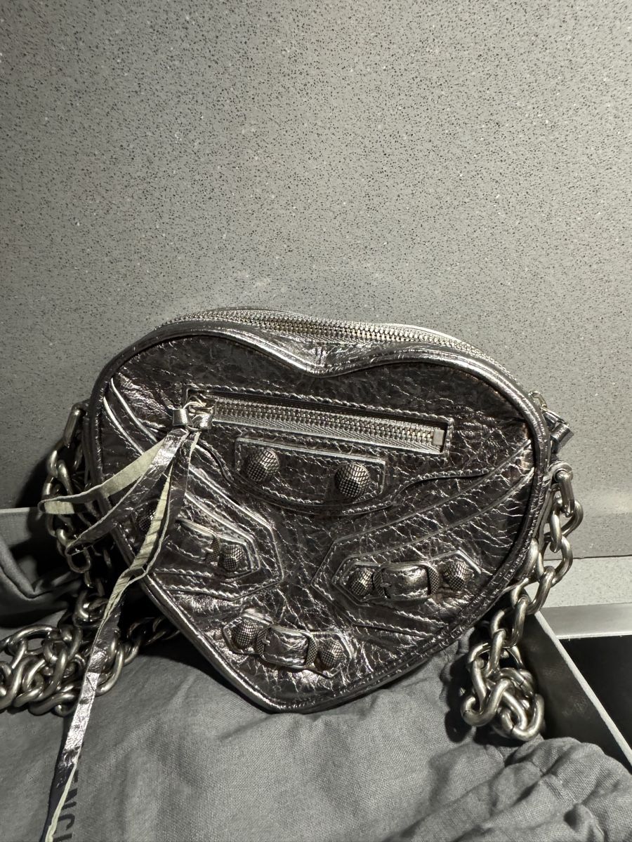 Balenciaga Taschen für Damen: Balenciaga  – Neu und originalverpackt aus cadempino von fio_cbt9 3