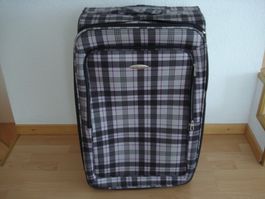 neuwertiger Reisekoffer