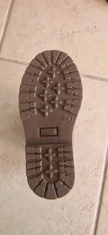 Scarpe per ragazze: Stivali Chicco no. 24  – Usato da Massagno venduto da Ale86 2