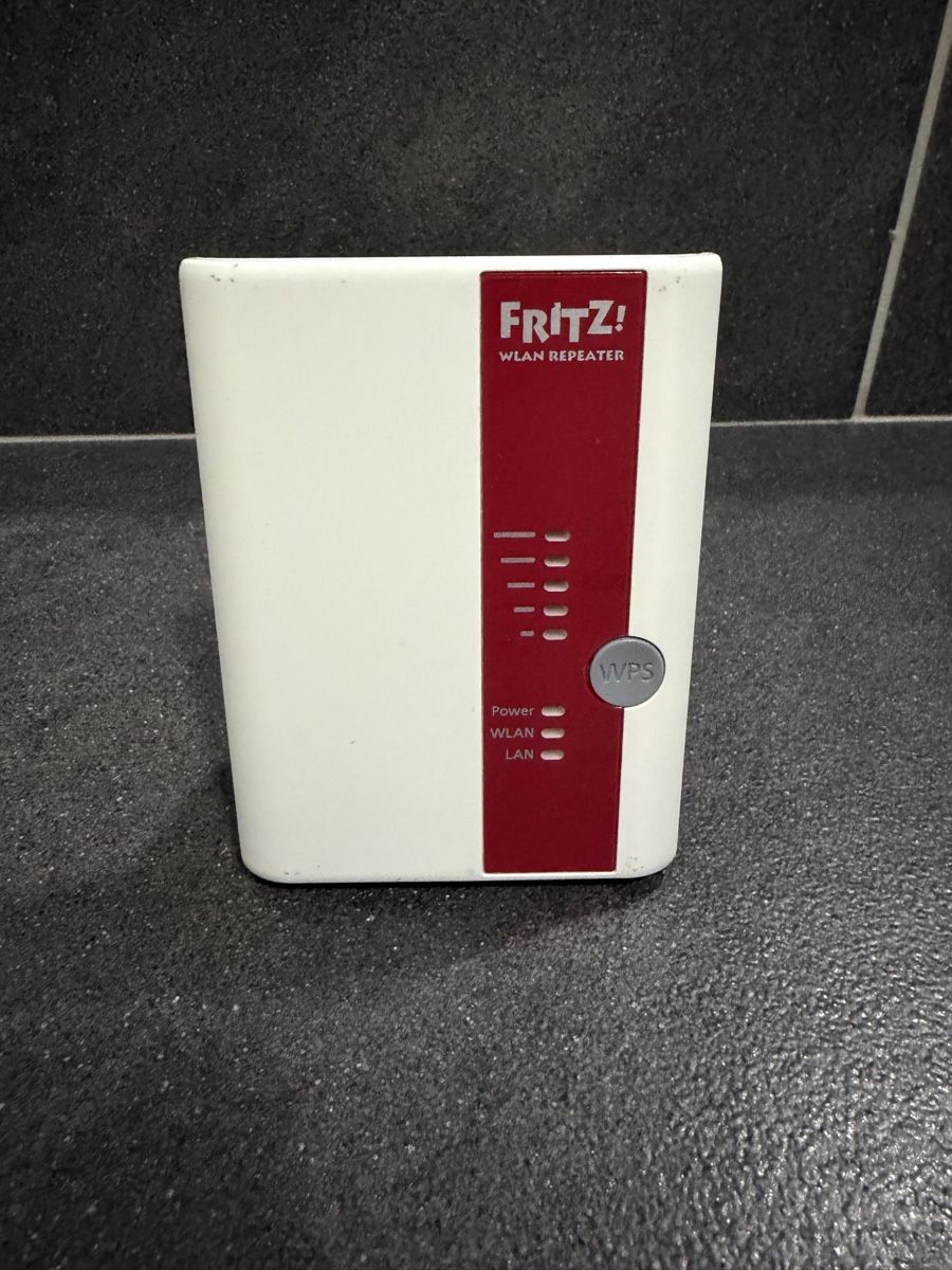 Wlan: FRITZ!WLAN Repeater 450E – Gebraucht aus Uznach von Player6