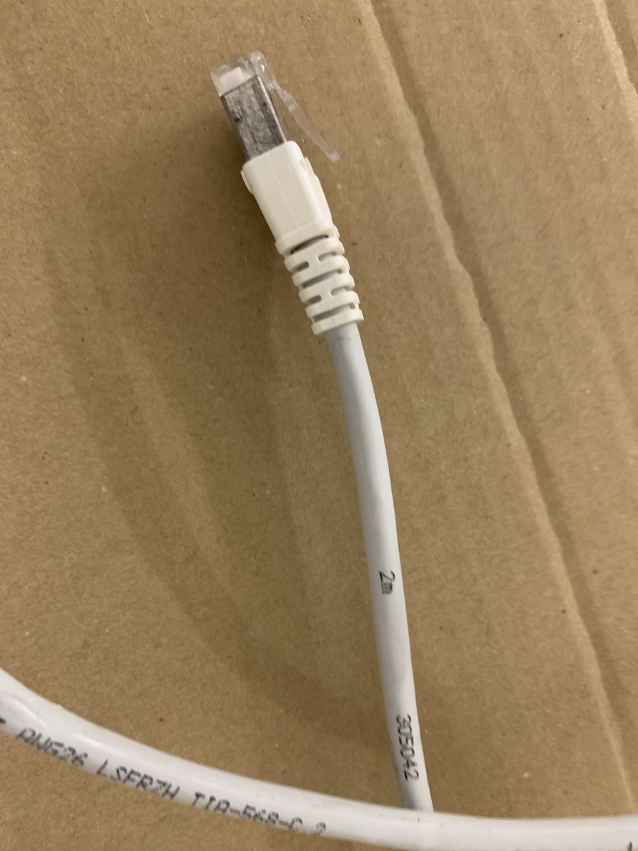 Cavi: 2m LAN Kabel / Ethernetkabel Cat 5e weiss – Nuovo (secondo la descrizione) da Erlenbach ZH venduto da Ritschly 3