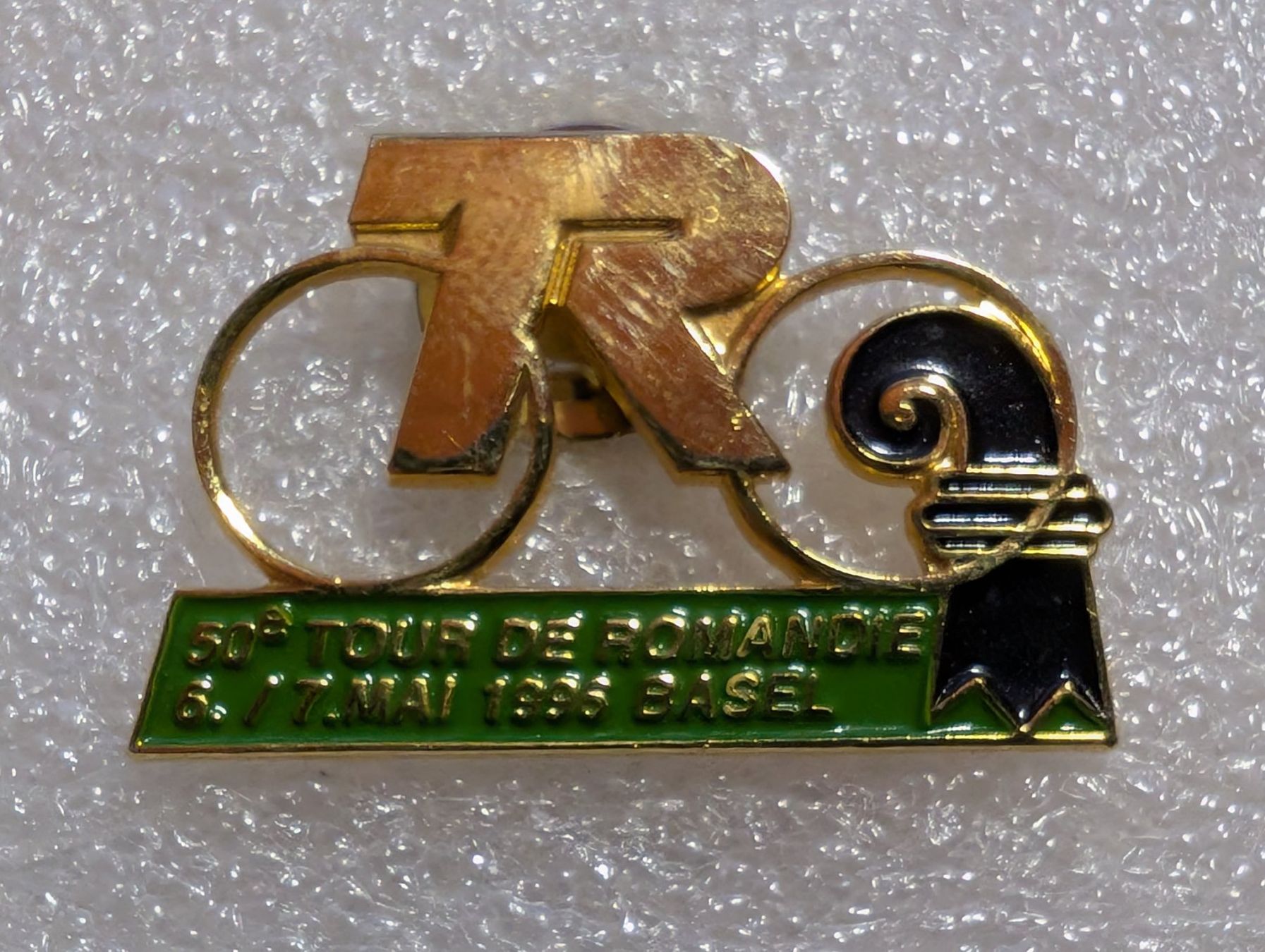 Placchette & Badge: Ansteckpin 263: – Usato da Oppligen venduto da Pin-Fall-Shop