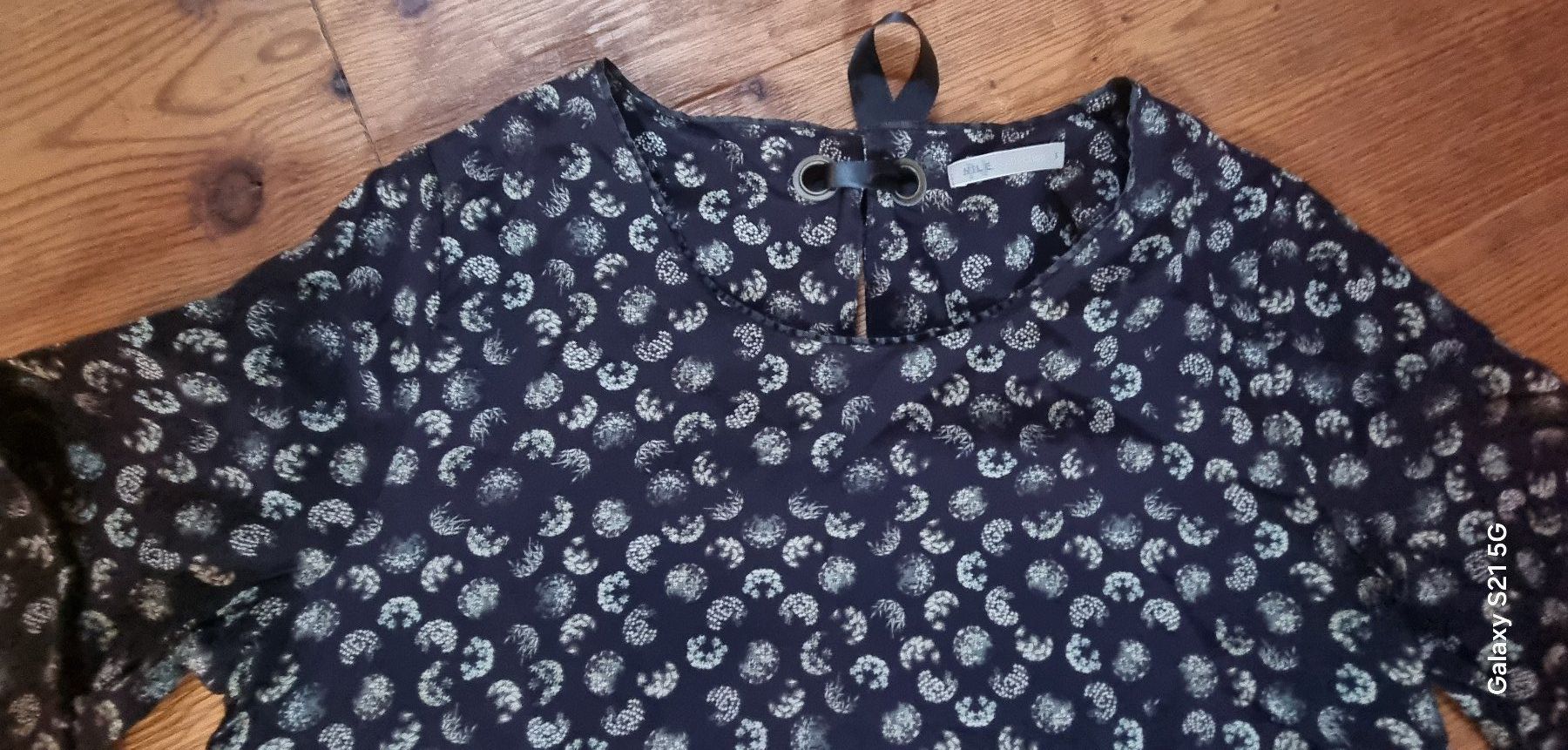 Nile Camicette: NILE Bluse mit Muster, dunkelbraun, Gr. S – Usato da Vättis venduto da cala010 1