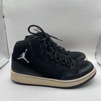 Nike Air Jordan Kinder Sneaker Schwarz EU 38.