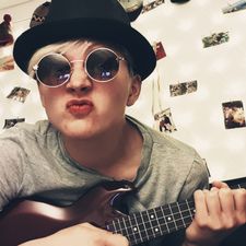 Profile image of lou_6mq2