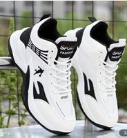 Scarpe sportive bianche uomo nuove 