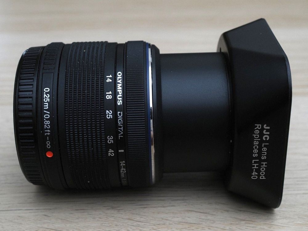 Olympus 14-42 mm f/3.5-5.6 II R Objektiv | Kaufen auf Ricardo
