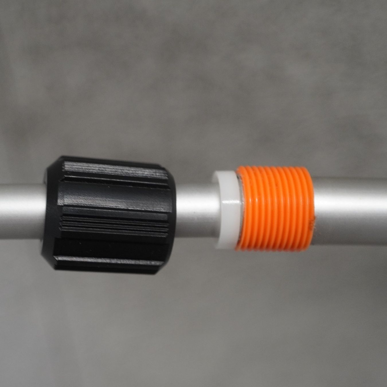 Treppiedi & Teste: Robustes Stativ SLIK Aluminium Made In Japan  (HE301) – Usato da Basel venduto da B.W.B. 6