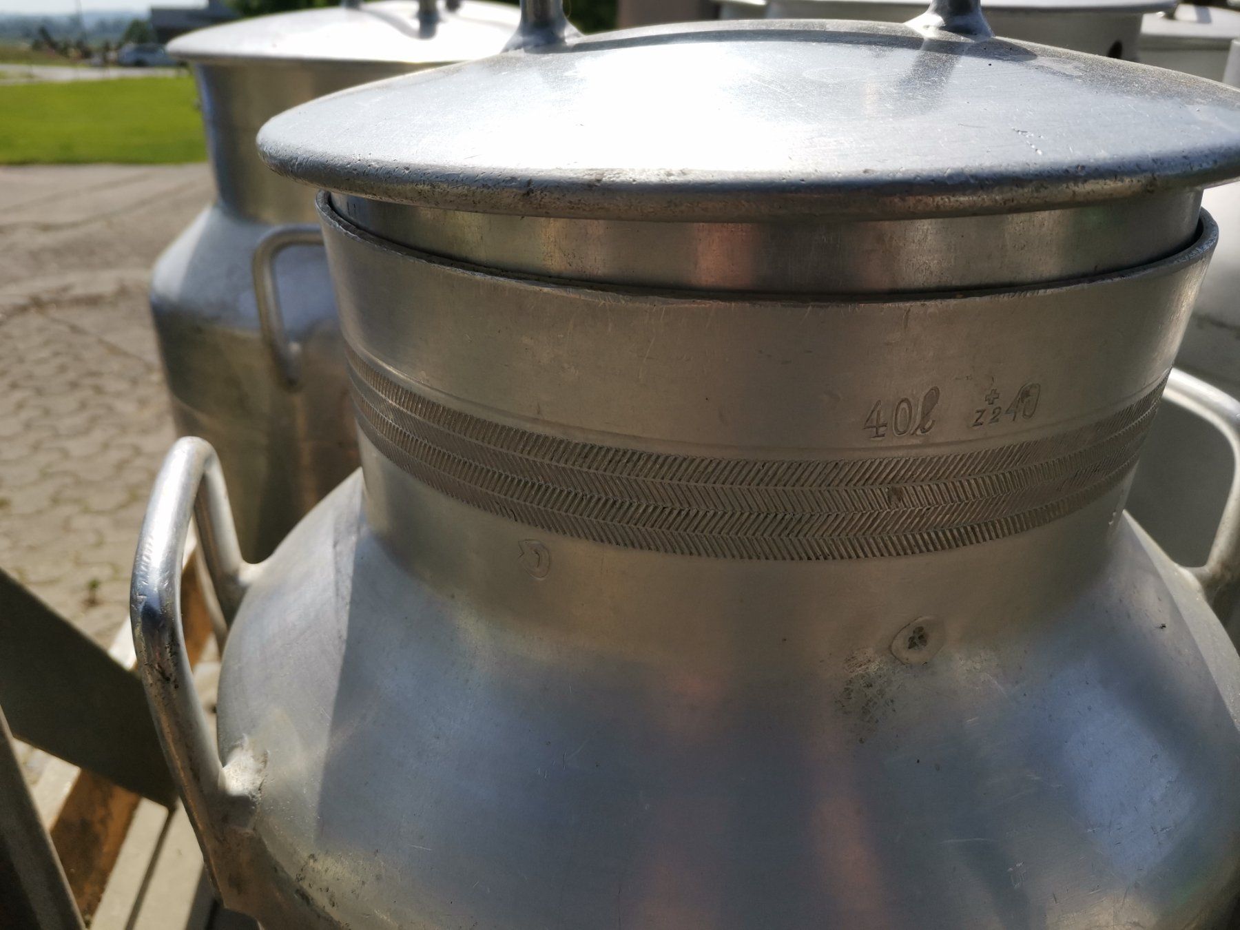 Agricoltura: 8 boilles à lait – Usato da Villars-le-Grand venduto da NadCor 2
