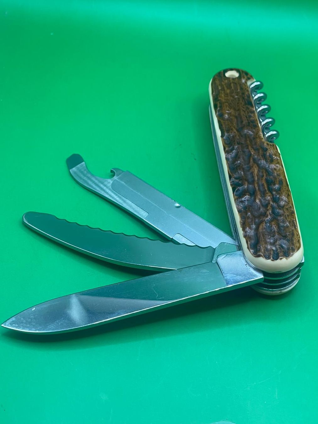 Victorinox Coltelli tascabile: Horn Sackmesser – Usato da Unterlangenegg venduto da can_rf8g 1