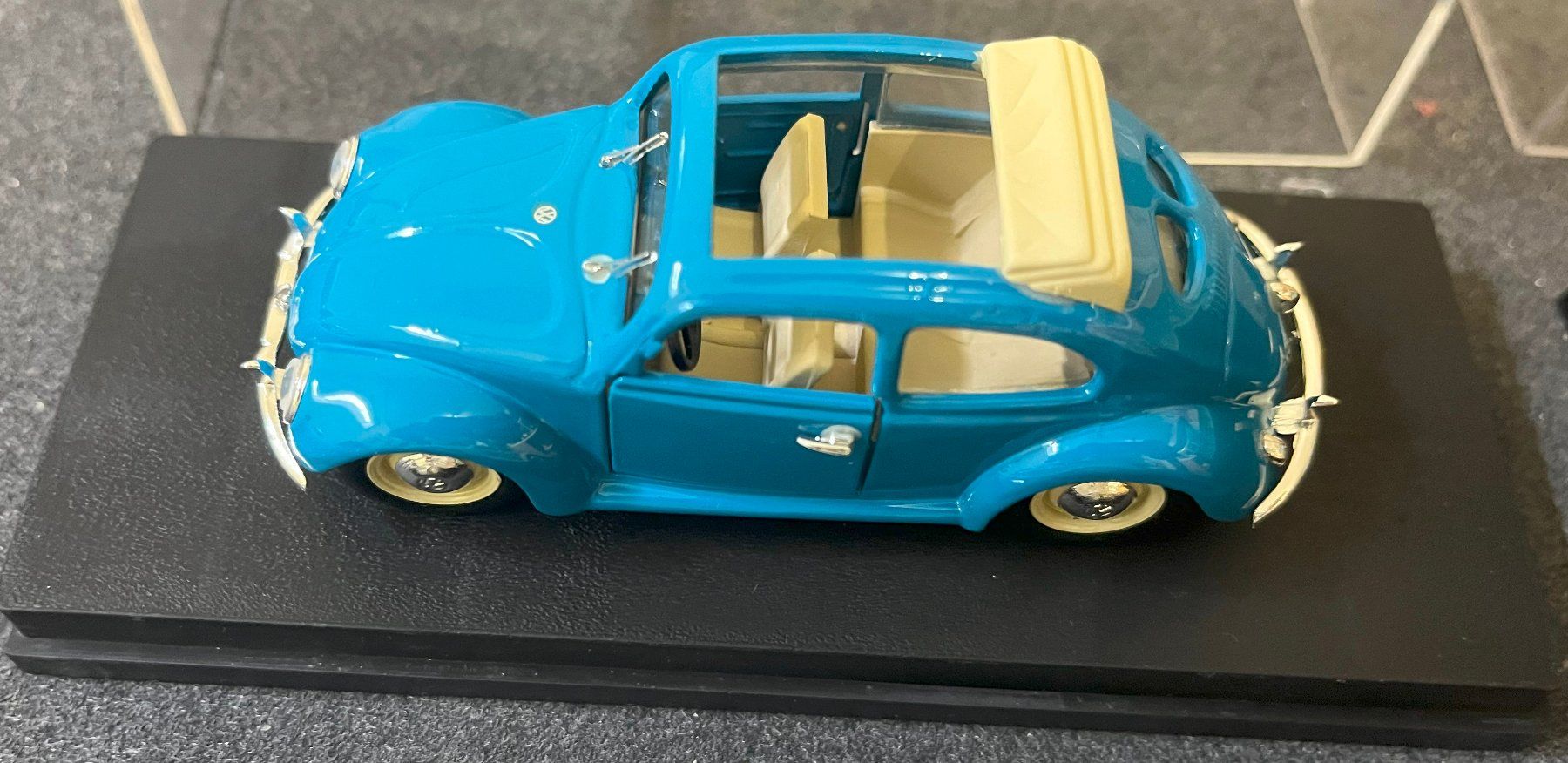 Volkswagen Modellautos: VW Käfer Sammlung – Neu (gemäss Beschreibung) aus Uznach von DesiraJane 7