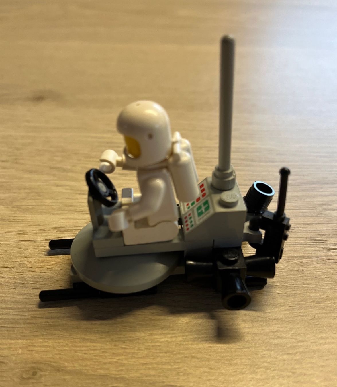 Lego Kit di costruzioni: Légo 6801 "Space Scooter" VINTAGE complet + Manuel – Usato da Courgenay venduto da Kolfree 1