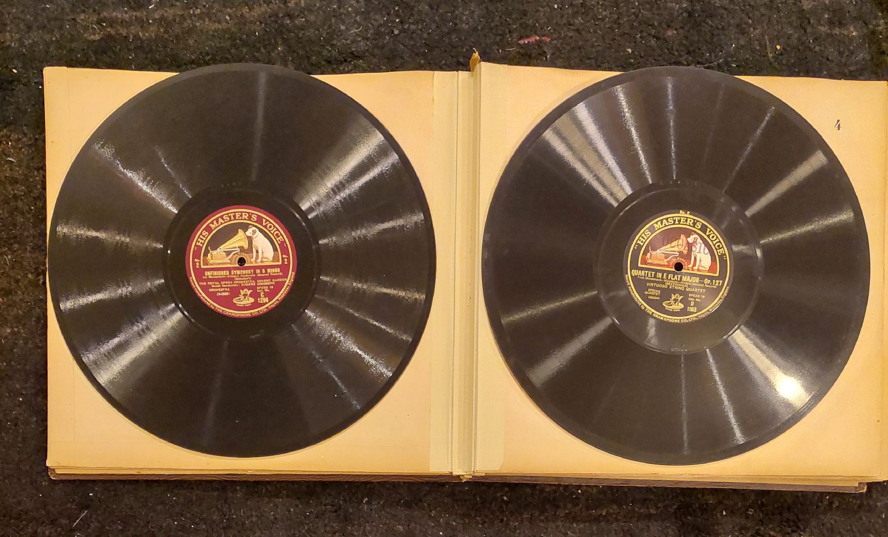 Vinyles: 12x 25cm Schellackplatten mit yiddischer Misik/Interpreten – D'occasion à Zürich par Cortin 2