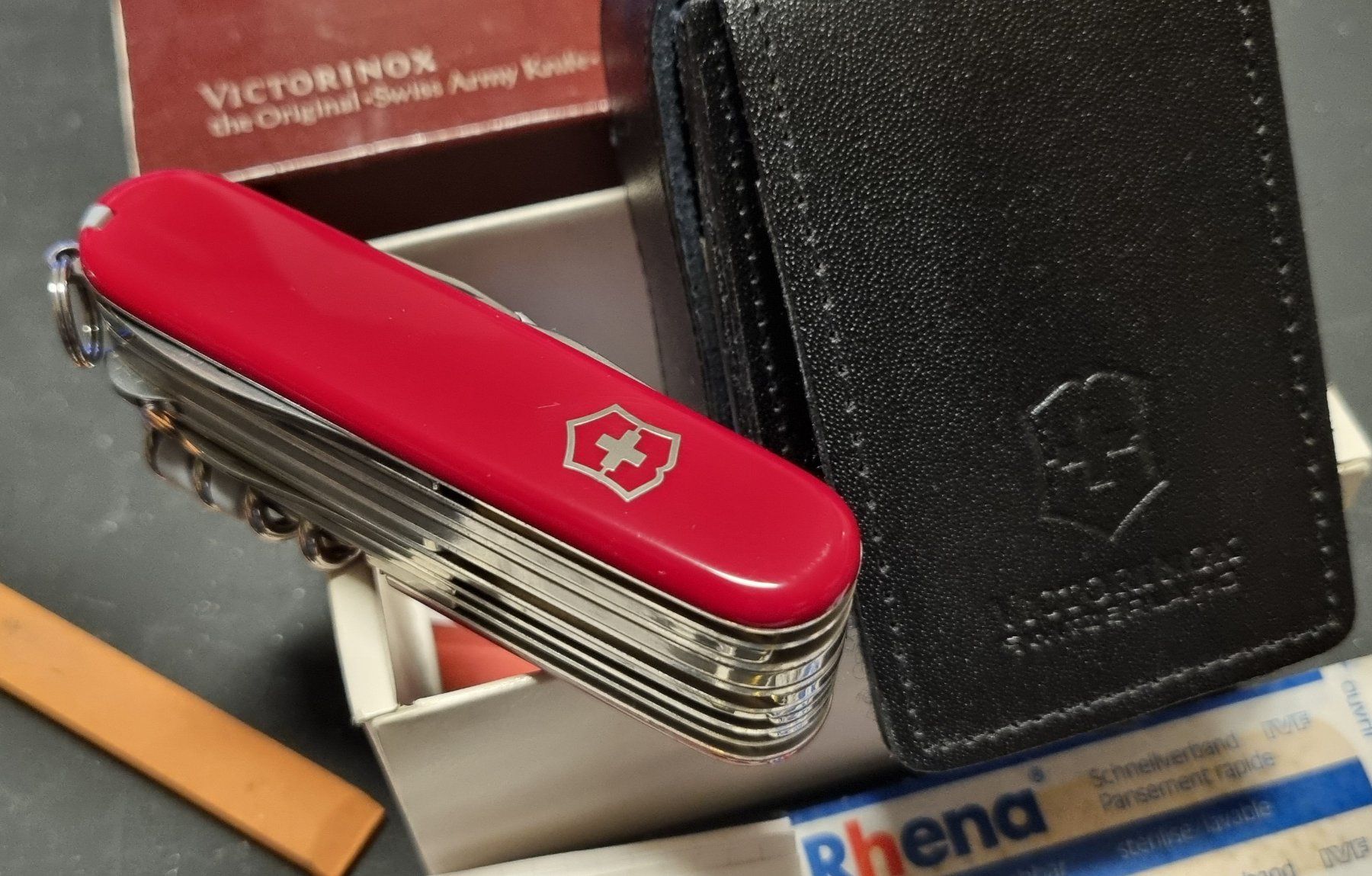 Victorinox Taschenmesser: Victorinox retro complete kit new – Neu und originalverpackt aus Prilly von azm_t9nd 7