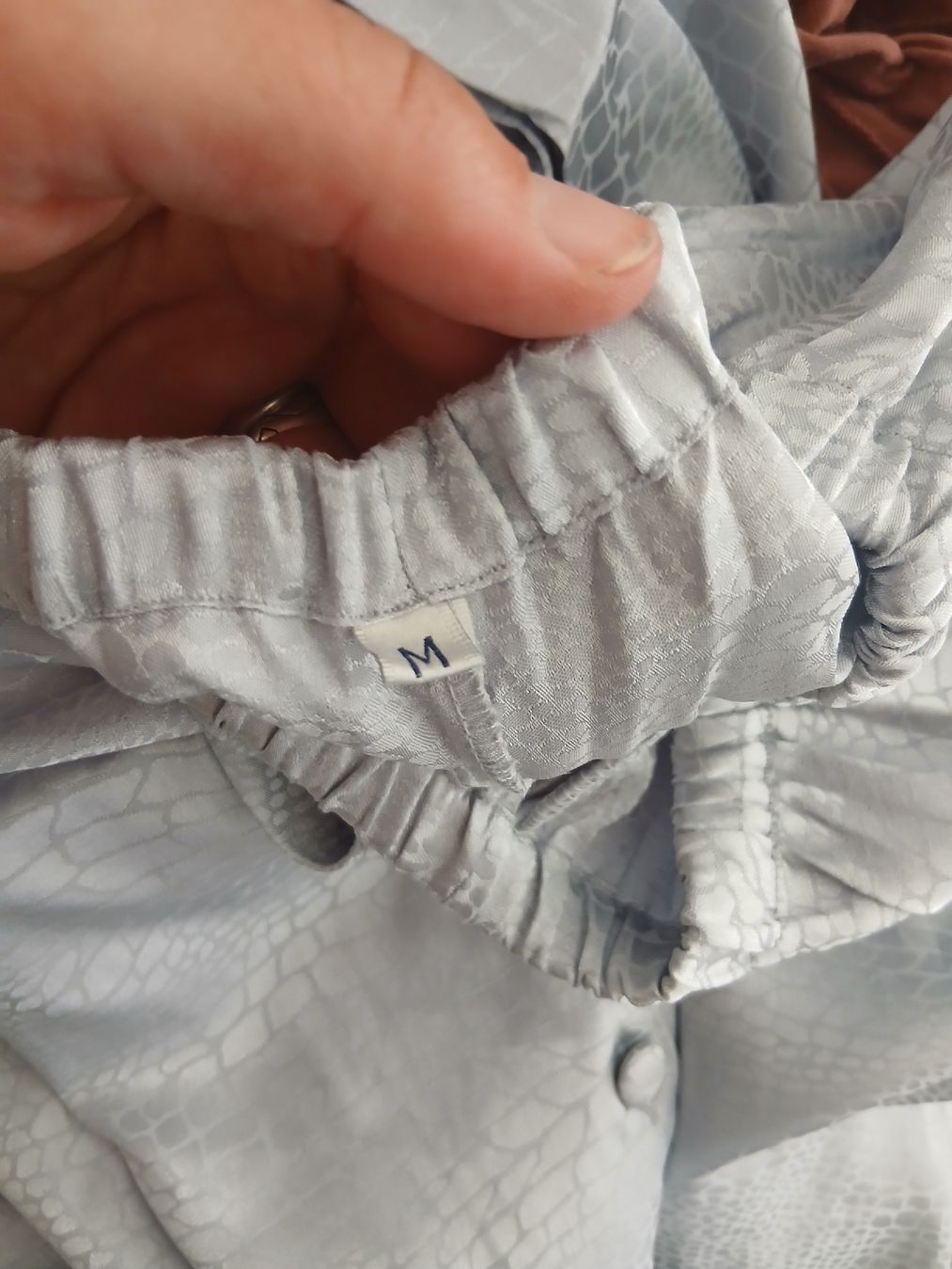 Pigiami: Oscar Silk Pyjama Grey Silver Men Size M – Nuovo (secondo la descrizione) da Wil SG venduto da tre_g2l7 5