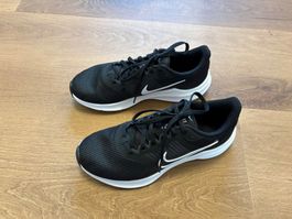 Wie Neu Turnschuh Nike Gr.37/ 38( 4.5)