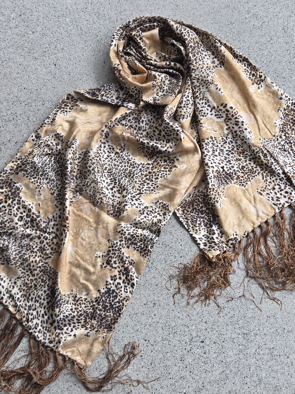 Foulard & Sciarpe: Seidenschal 27 x 110 cm – Nuovo (secondo la descrizione) da Frauenfeld venduto da Schenken-mit-Herz