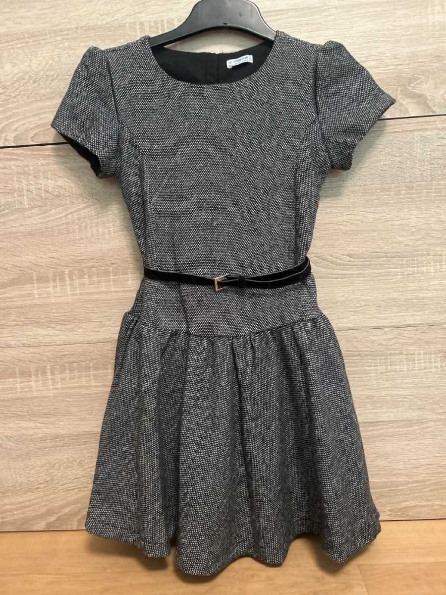 Mayoral Vestiti & Gonne: Kleid Mayoral – Nuovo (secondo la descrizione) da Uetikon am See venduto da barceloneta