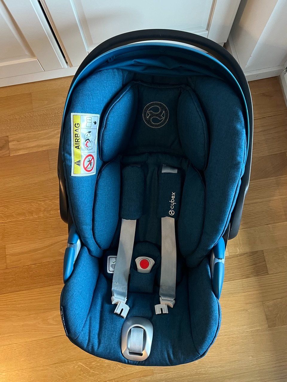 Cybex Seggiolini per auto: CYBEX Cloud Z Plus i-Size mit Isofix Station – Usato da Baar venduto da 4ernova_larisa 6