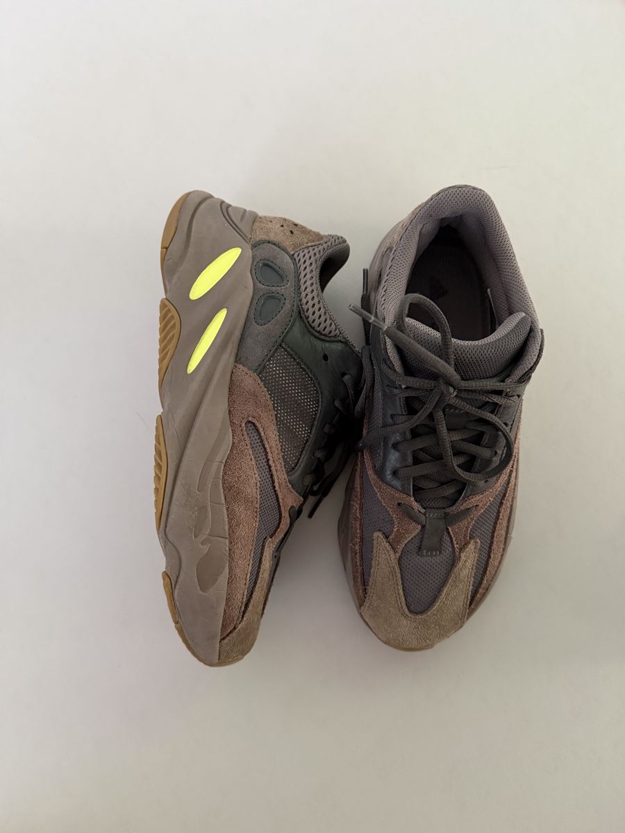 Adidas Herrenschuhe: Adidas Yeezy Boost 700 V2 Geode Grösse 42 2/3 – Gebraucht aus Horn von flo_j8vp 1