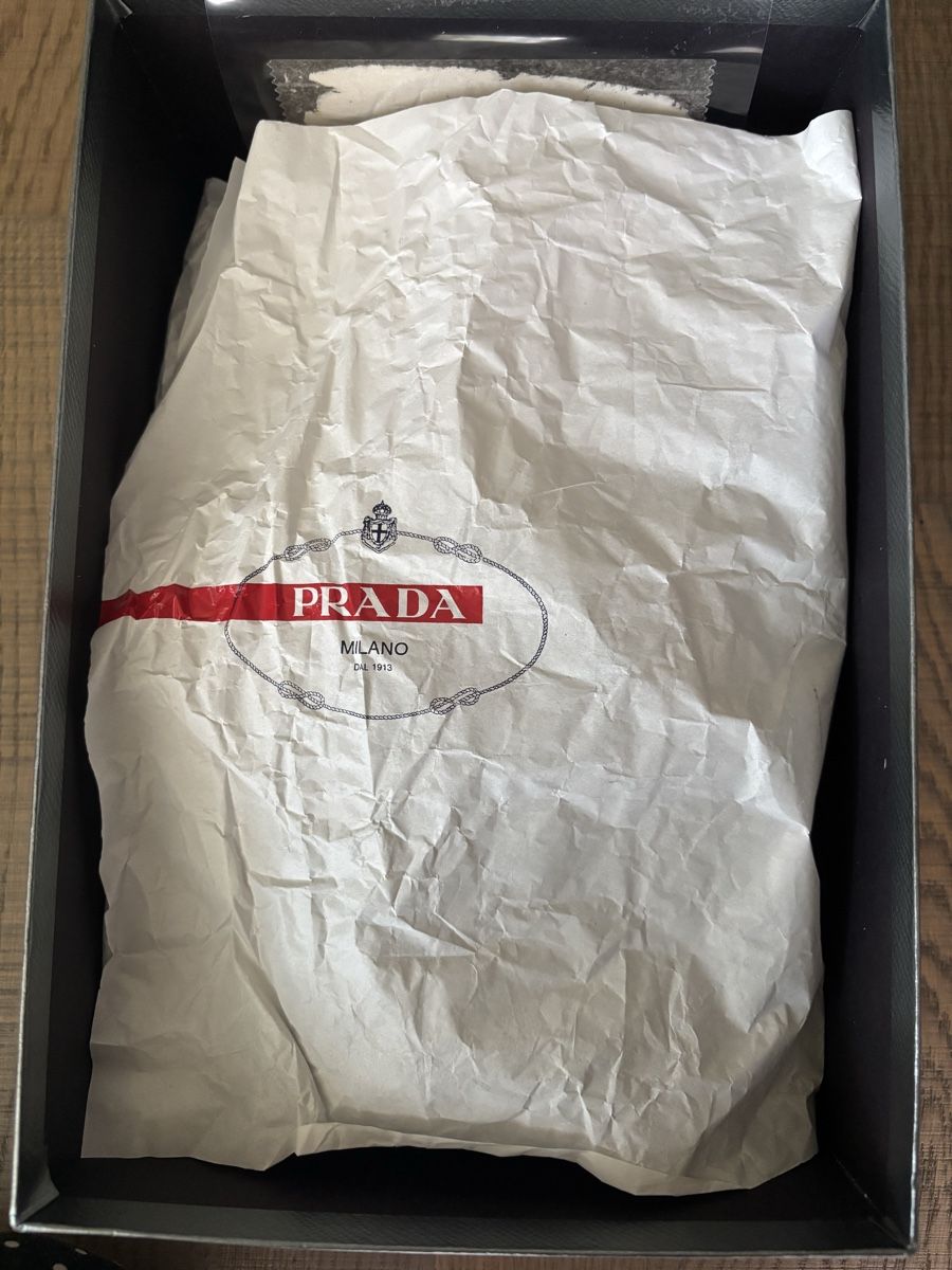 Prada Chaussures femmes: Schuhen – D'occasion à Wichtrach par oem_7glc 7