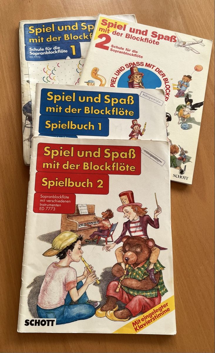 Strumenti musicali: Verschiedene Sopran/Altblockflötenlehrgänge. – Usato da Kölliken venduto da sisom12