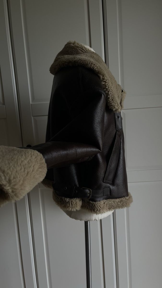 Zara Jacken: Warme Winterjacke Kunstleder – Gebraucht aus Schlieren von hye_jv95 3