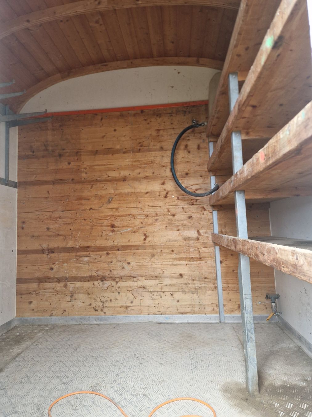 Niederberger Rimorchi: NIEDERBERGER Bauwagen – Usato da Sumiswald venduto da ForstCounty 7