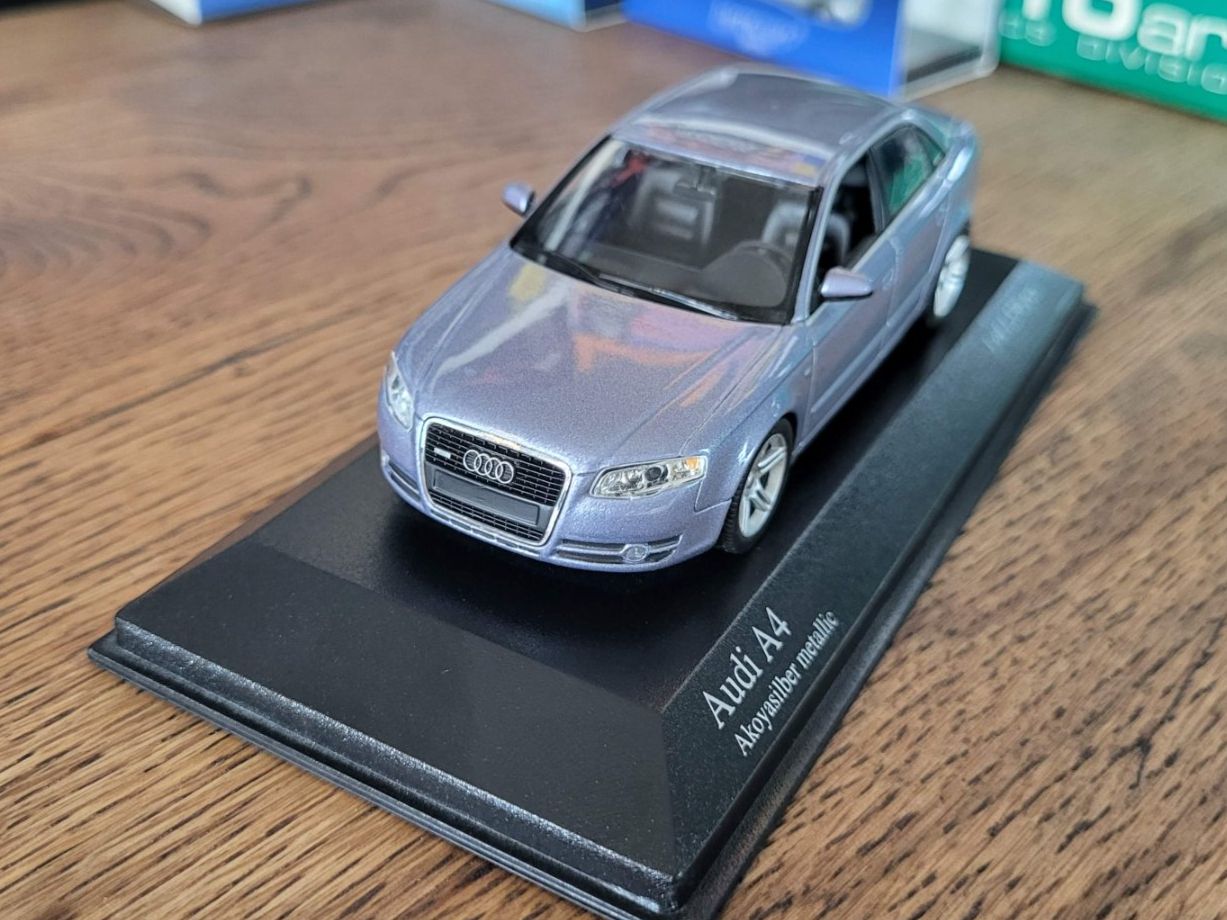 Minichamps Modellautos: Audi A4 2004 1:43 Minichamps – Gebraucht aus Rothrist von Juana5 1