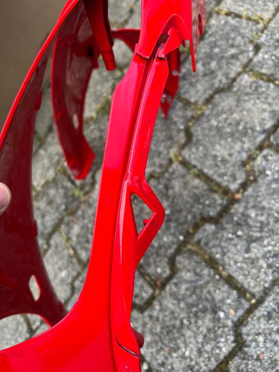 Yamaha Alle Motorradersatzteile: Yamaha YZF R1 RN12 Verschalung – Gebraucht aus Schlosswil von L_F 4