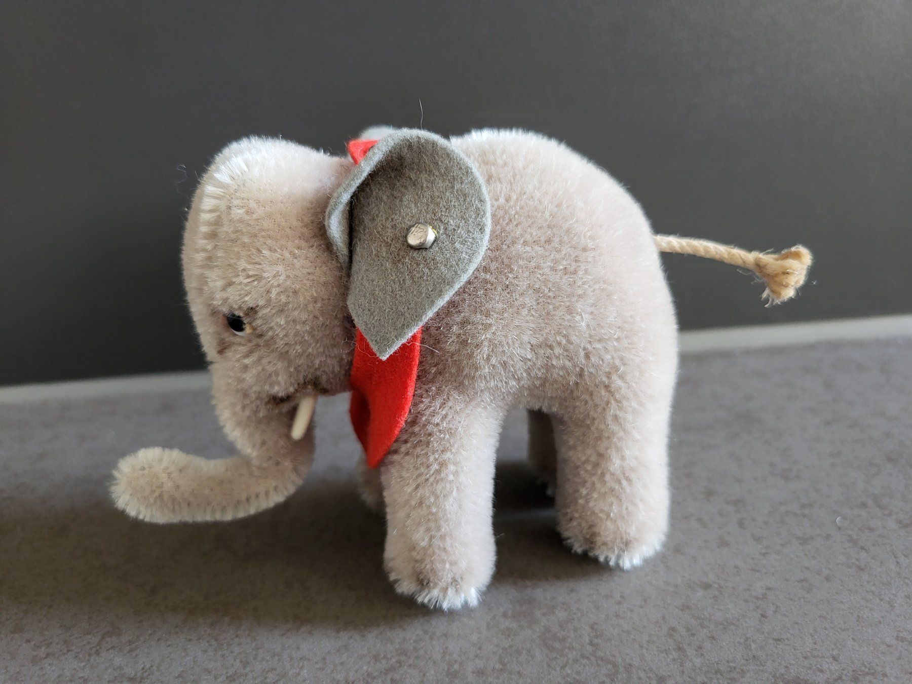 Steiff Giocattoli: Steiff Elefant – Nuovo (secondo la descrizione) da Zürich venduto da Orchidee 1