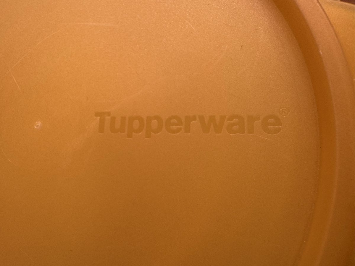Tupperware Contenitori & Simili: Tupperware faltbare Boxen 950ml und 700ml – Usato da Niederbüren venduto da Oetschli 1