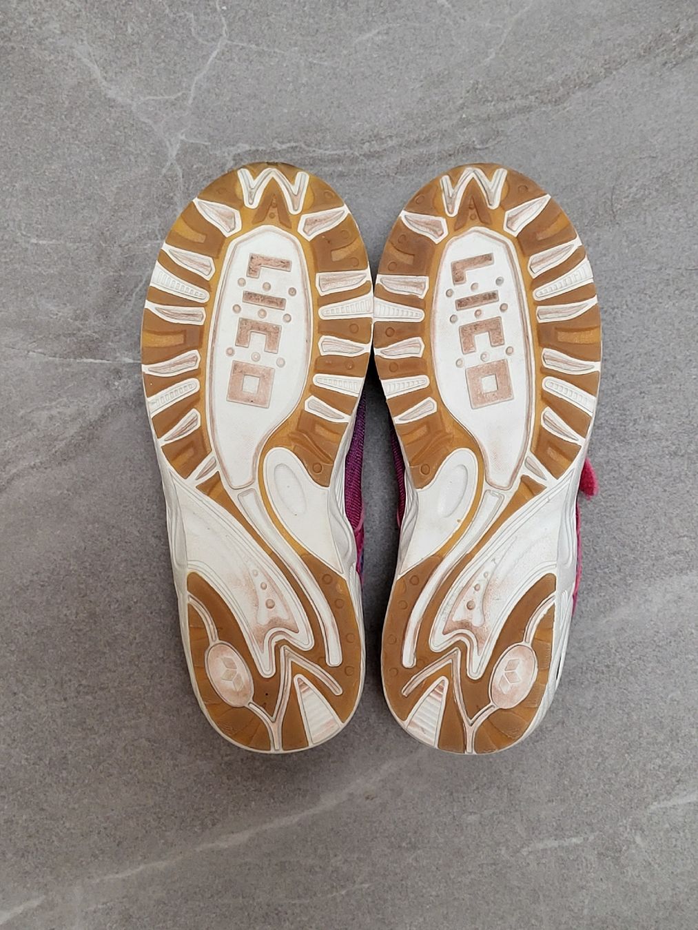 Schuhe für Mädchen: LICO Kinder (Hallen-)Turnschuhe Grösse 32 – Gebraucht aus Oberwangen TG von Murmel82 2