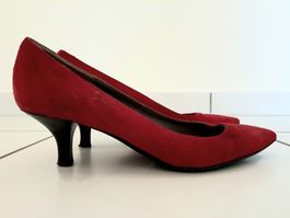 Schuhe rot mit Absatz - Wildleder - Grösse 38