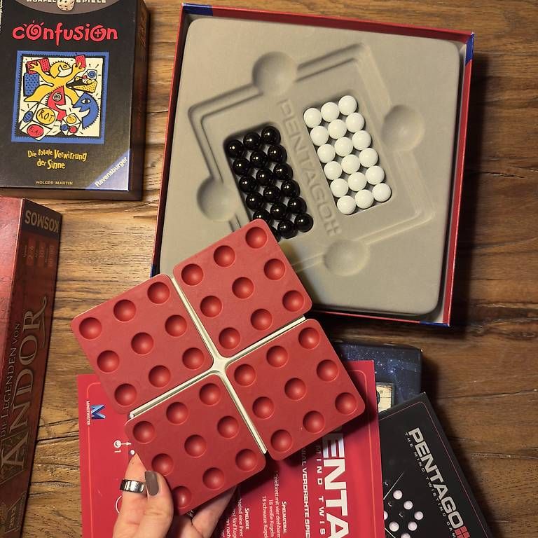 Giochi: 4 Brettspiele  Andor, Arkham Horror, Pentago & Confusion – Usato da Glattpark(Opfikon) venduto da uli_v96q 2