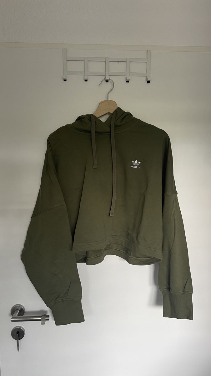 Adidas Maglioni & Felpe: Adidas Pullover Hoodie Olivgrün Gr. 38 – Nuovo (secondo la descrizione) da Lausen venduto da sim_hgp6