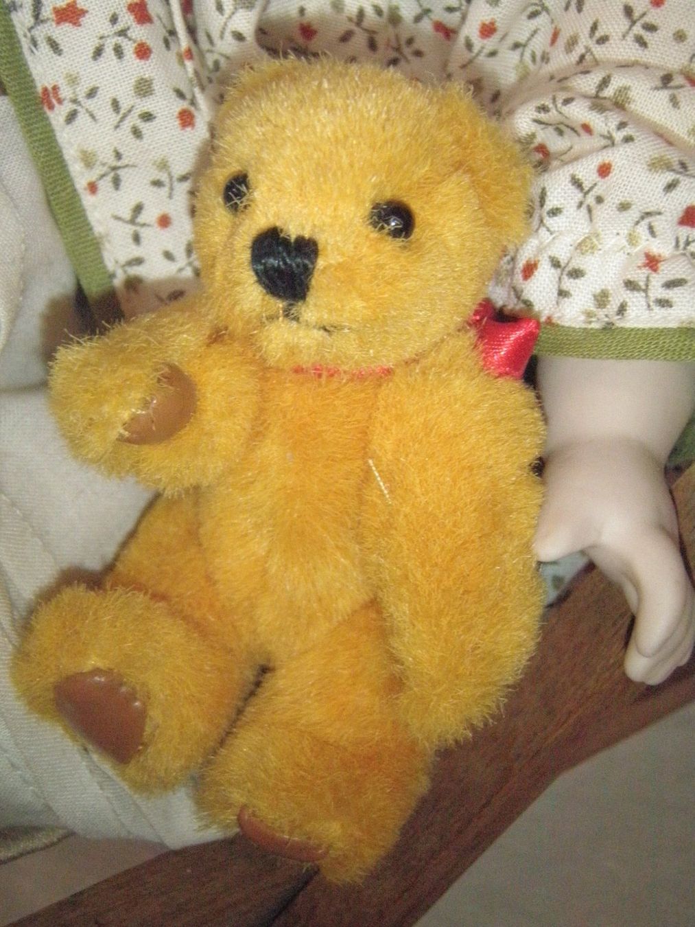 Puppen: Porzellanpuppe mit Teddybärli – Gebraucht aus Rohrbach von chri2009 2