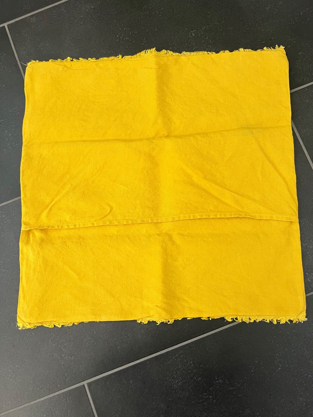 Bettwäsche: Kissenbezug – Gebraucht aus Inwil von 27sonnenschein 1