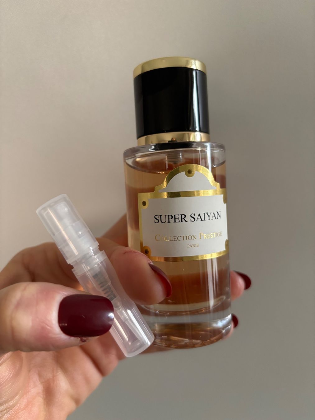 Profumi & Eau de Toilette: Prestige Paris Super Saiyan  Abfüllung EDP 2ml. – Nuovo e nell'imballaggio originale da Zürich venduto da deruja