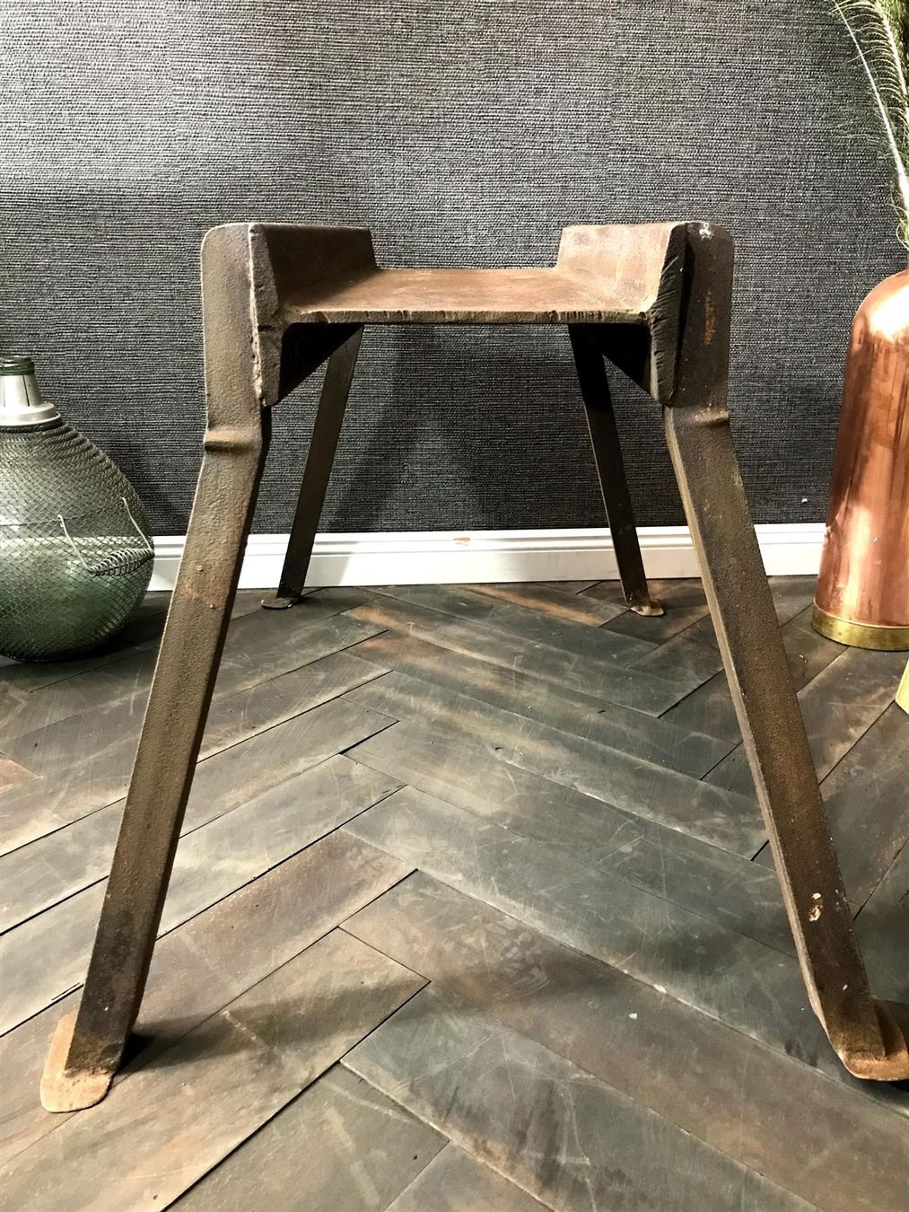 Tavoli: Tisch Industrial Design, Eisen Beistellt – Usato da Laufenburg venduto da industrial-silence 5