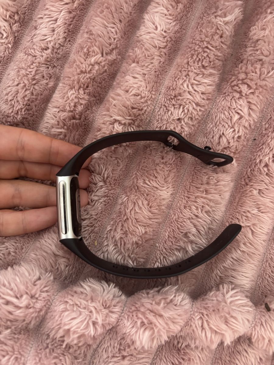 Fitbit Orologi: Fit Bit Charge 6 - super Zustand  – Usato da Reinach BL venduto da joy_9l2y 1