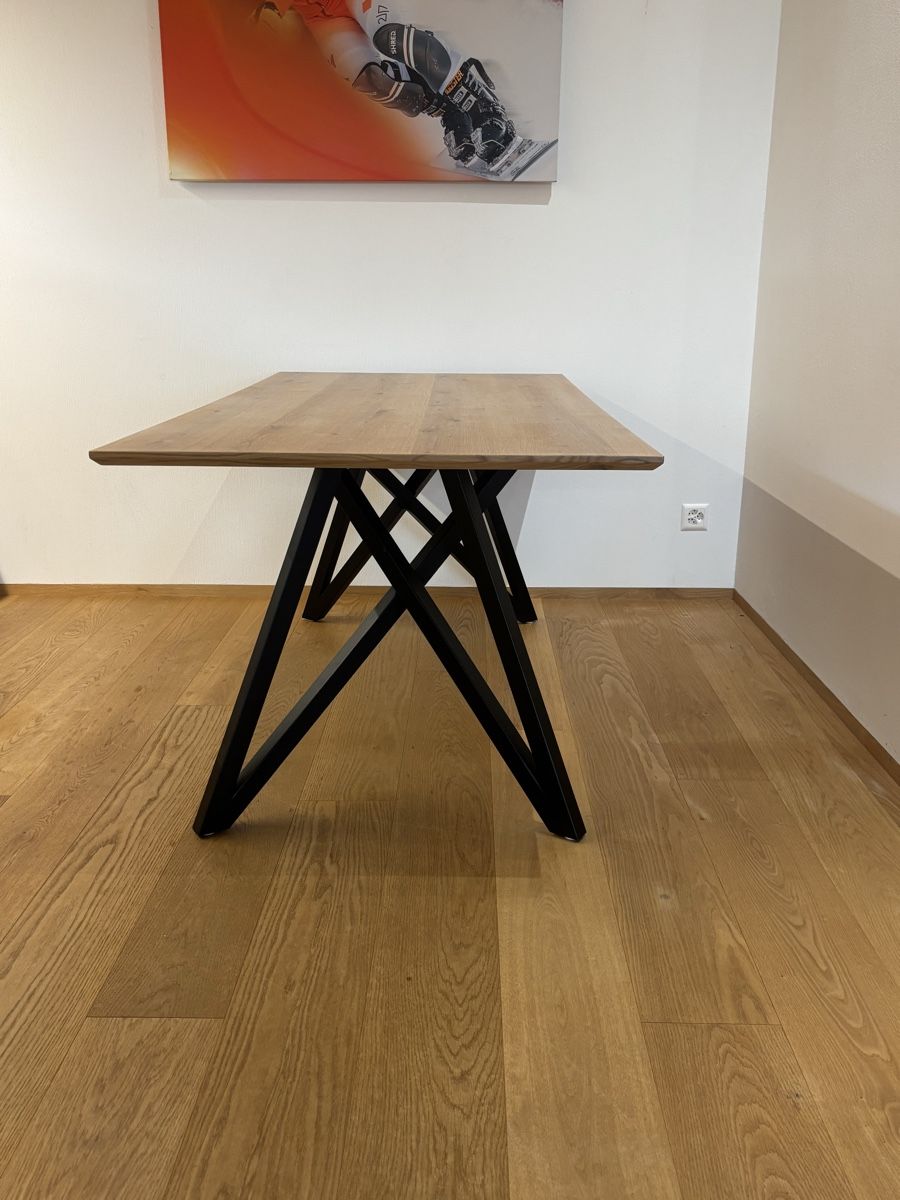 Conforama Tavoli: Esstsich 180cm eiche tisch (3monate alt) – Usato da Zizers venduto da Lolipop33333 1