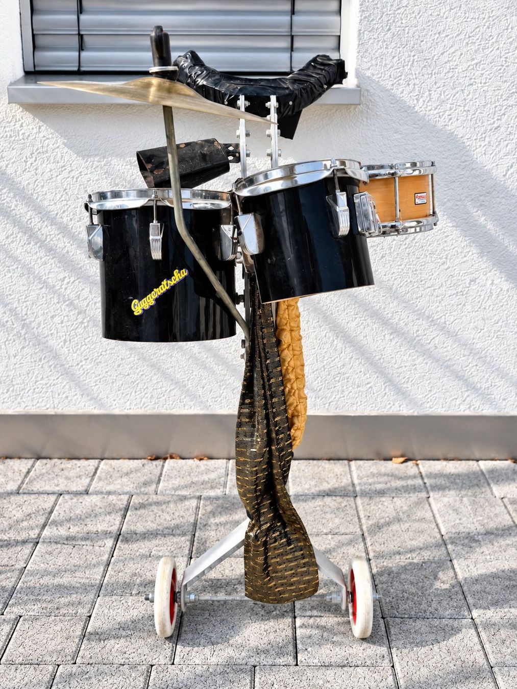 Strumenti musicali: Schlagzeugwagen Kinder – Usato da Reichenburg venduto da curion 2