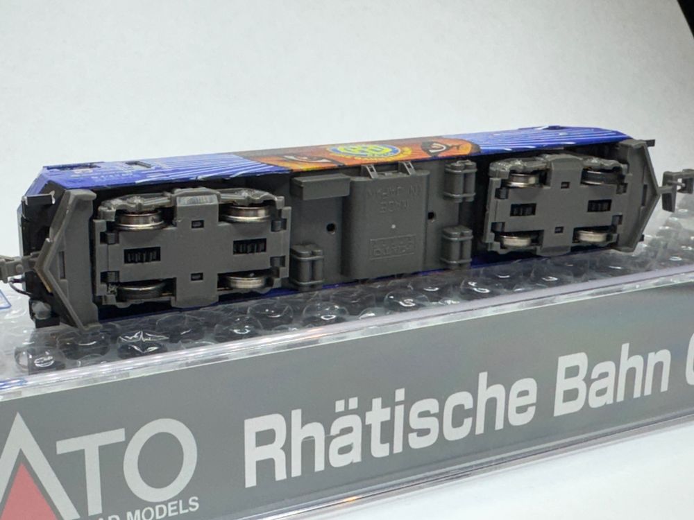 Kato RhB Ge4/4 lll 652 HCD Spur N Analog (Gebraucht) in