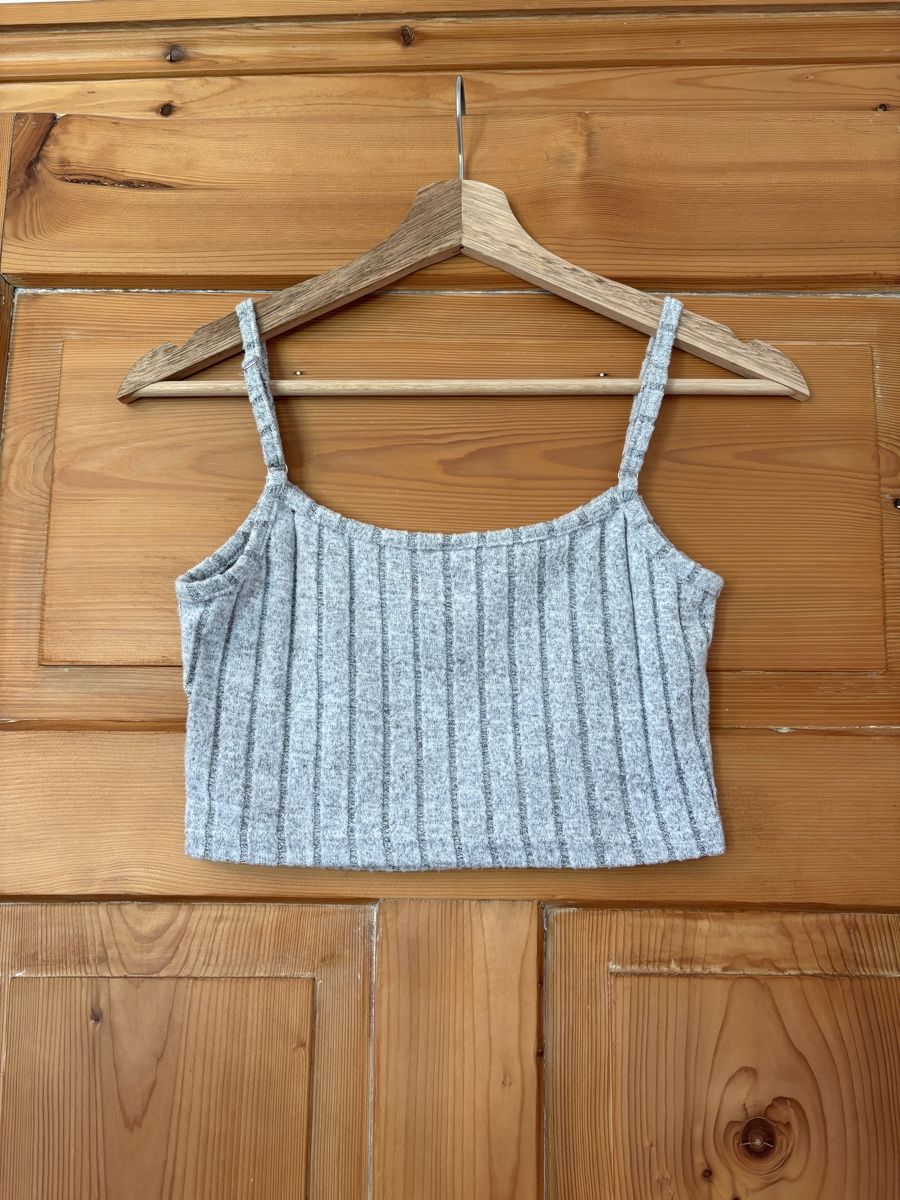 Shein Top: Top Grau Gerippt, Sommer Crop Top, Grösse S – Usato da Frauenfeld venduto da lin_77m9 1