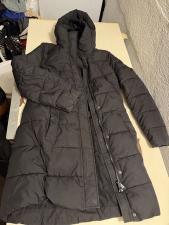 Damen Steppjacke schwarz mit Kapuze Grösse XS