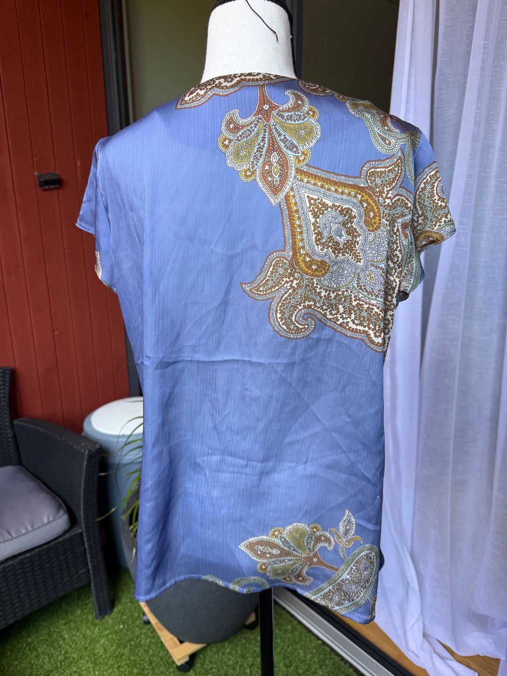 Camicette: Edle Sommer-Bluse mit Paisleymuster, Grösse M – Usato da Riehen venduto da ann_76jw 4